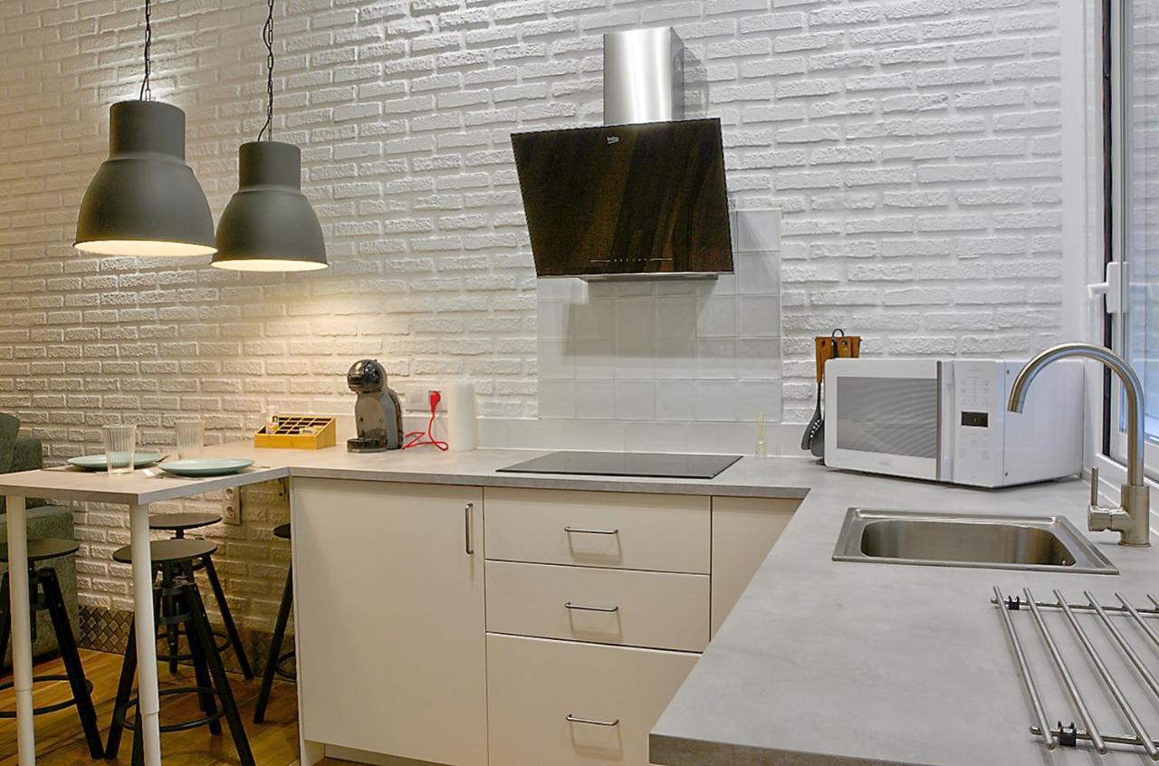 Apartsuite B&R Triana Arellano Севиля Екстериор снимка