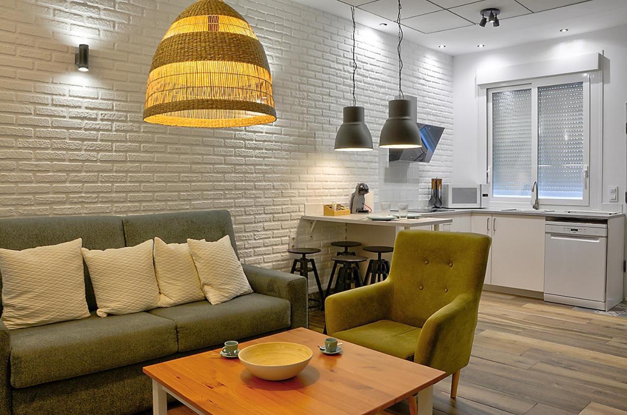 Apartsuite B&R Triana Arellano Севиля Екстериор снимка