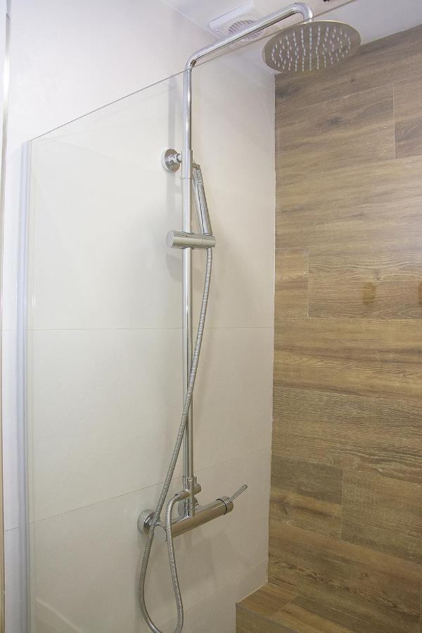 Apartsuite B&R Triana Arellano Севиля Екстериор снимка